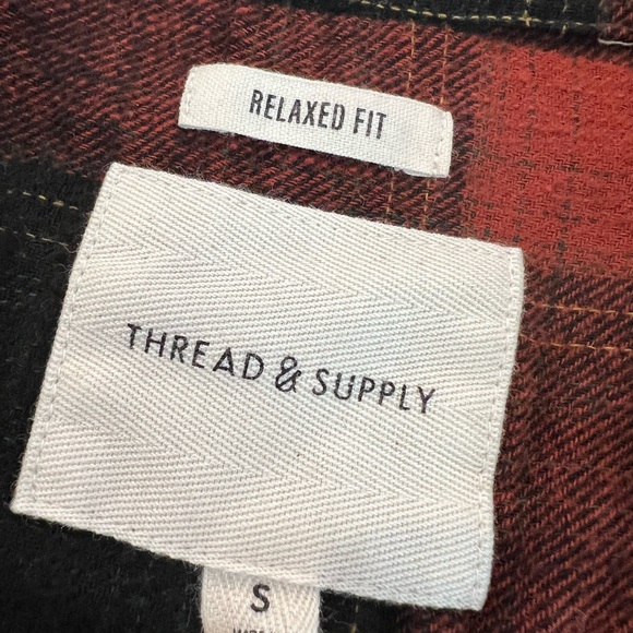 Red Dress Boutique Flannel - Picture 2 of 2